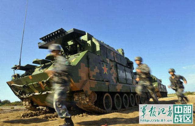 “野战防空利器”红旗-17A装弹细节曝光:一车八弹 模块装填
