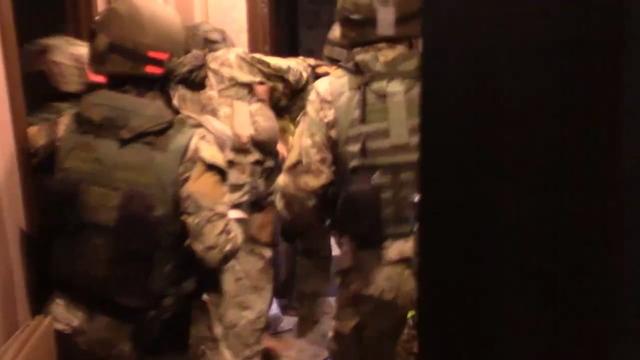 场面十分的火爆，俄安全局出动特种部队，一次抓捕20多名恐怖分子