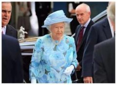 英国女王的御用替身，默默付出了30年