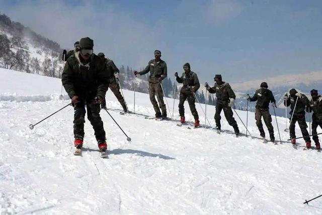 印度军队在边境测试特战武器，号称天空之眼：极具威胁的组合