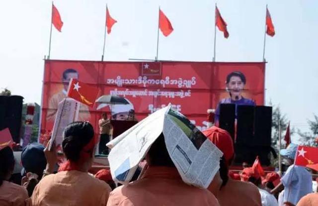 左右缅甸政治的两股半势力