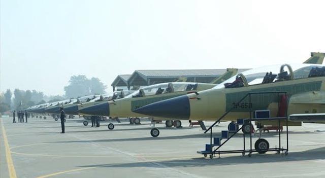 印度空军压力增加多少?巴空军接收双座枭龙,更先进型号马上到位
