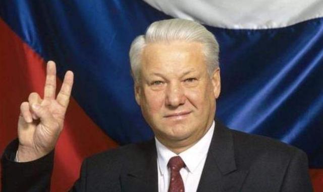 叶利钦辞职后，除了让普京签署免罪书，为啥还要带走一本宪法？