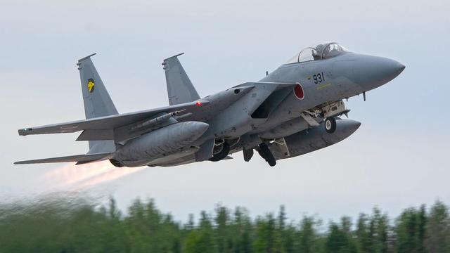 美军承认日本F15战机寿命取决于中方空军：现在战力根本抵挡不住