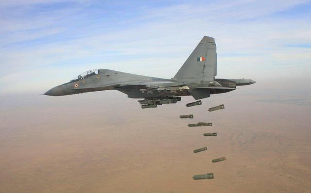 印媒叫嚣：中国导弹库存不够用，印度空军更有优势