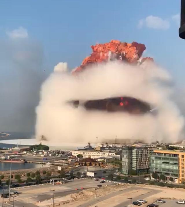 贝鲁特爆炸四千人伤亡,威力是天津港三倍,特朗普又来煽风点火