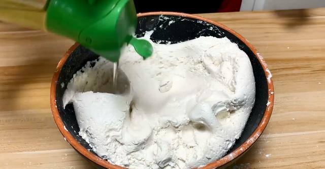 传统美食:华容团子,外酥里糯,比包子还好吃,做法配料告诉你