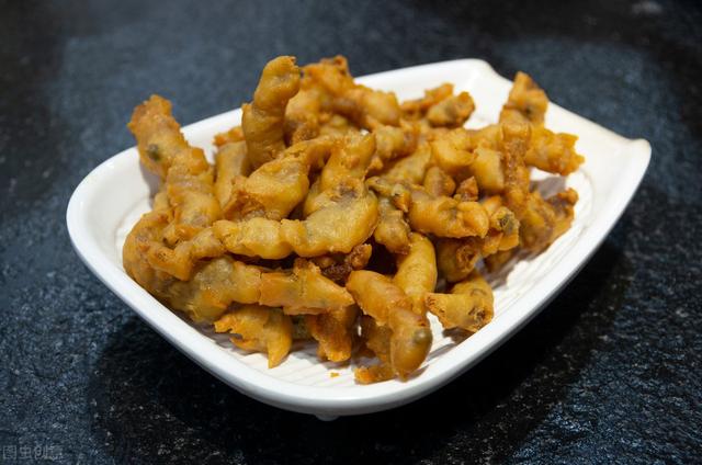 炸酥肉,到底是用面粉还是淀粉?大厨:都不对,教你正确做法