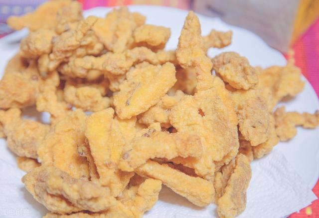 炸酥肉,到底是用面粉还是淀粉?大厨:都不对,教你正确做法