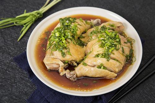 鸡腿最好吃的三种做法,鲜香嫩滑,非常下饭