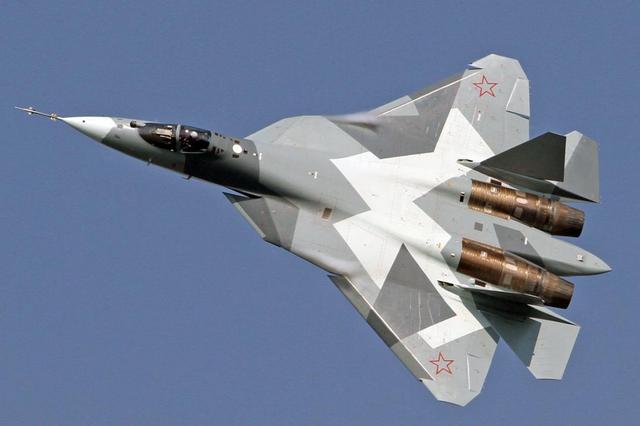 普京也囊中羞涩，宣布1700亿卢布买76架战机，8年内全部交付