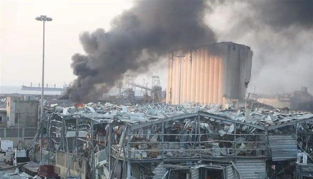黎巴嫩大爆炸之后,美国当局第一反应:呼吁美国人戴口罩