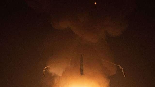 美军向太平洋试射民兵3洲际导弹,称目的是“劝退侵略者”