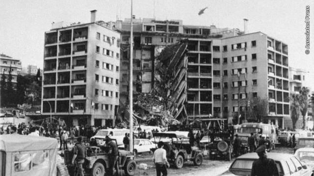 美军曾在黎巴嫩遇袭，军营被炸上天，241人丧生，裹尸袋不够用