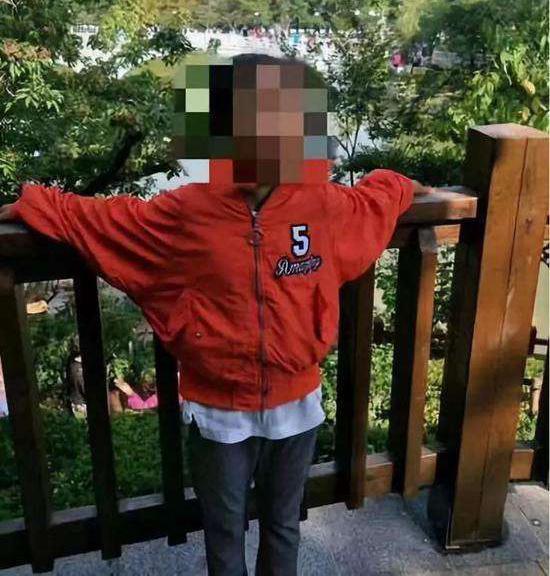 大连13岁男孩杀害10岁女孩案将宣判，凶手父母曾连夜搬家，女孩家长希望对方到庭致歉