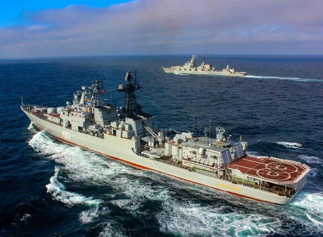 俄罗斯海军日常遛弯，多艘军舰穿越对马海峡