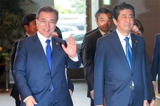 日韩两国“拔刀相向”，关系急剧恶化
