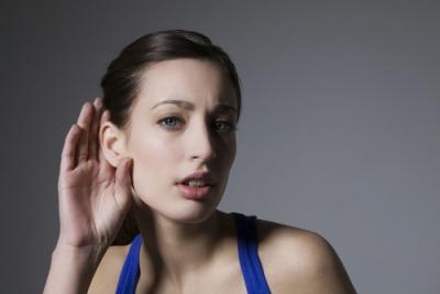 糖尿病人为什么容易听力受损？医生建议做好这4件事来保护听力