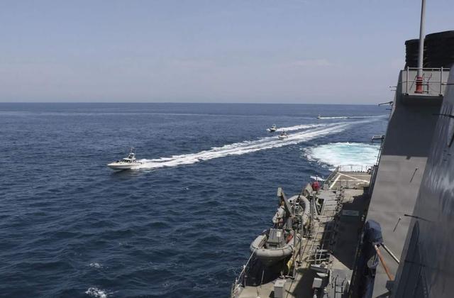 美军悍然扣押四艘伊朗油轮，要把枪口对准伊朗？反美大幕或将拉开