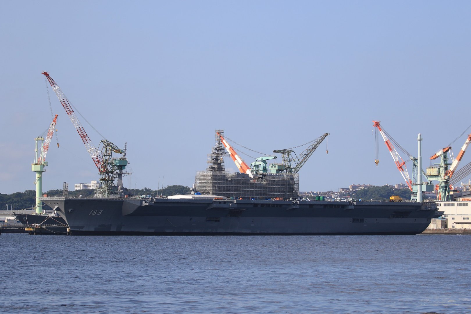 韩国海军最近很膨胀,轻型航母“泡菜朱姆”上马,对日本战略平衡