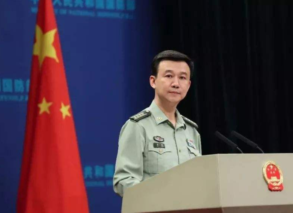 在中国家门挑衅?美轰炸机2天2次逼近,飞出诡异航迹,必须警惕