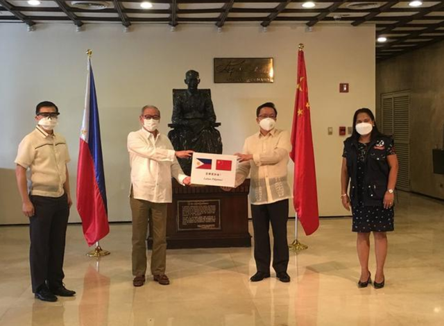 大国担当丨传递中国情谊，中国继续帮助菲律宾抗击疫情