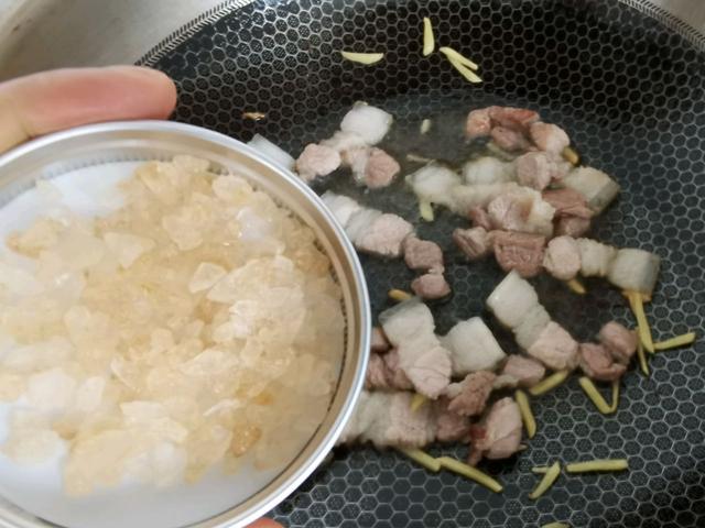 「五花肉豆腐干」的做法+配方，美味好吃很下饭，厨艺小白也能做