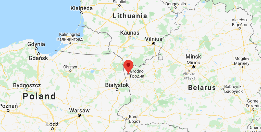 白俄示威进入持久战 普京不谈介入 卢卡申科手持机枪上街