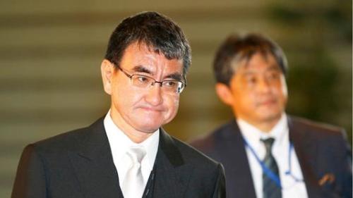 日本首相安倍辞职,聊一聊防卫大臣河野太郎