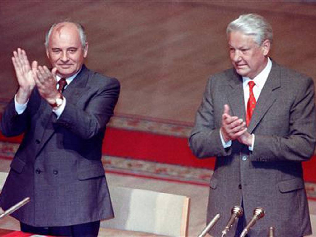 叶利钦为何在1999年突然让位于普京