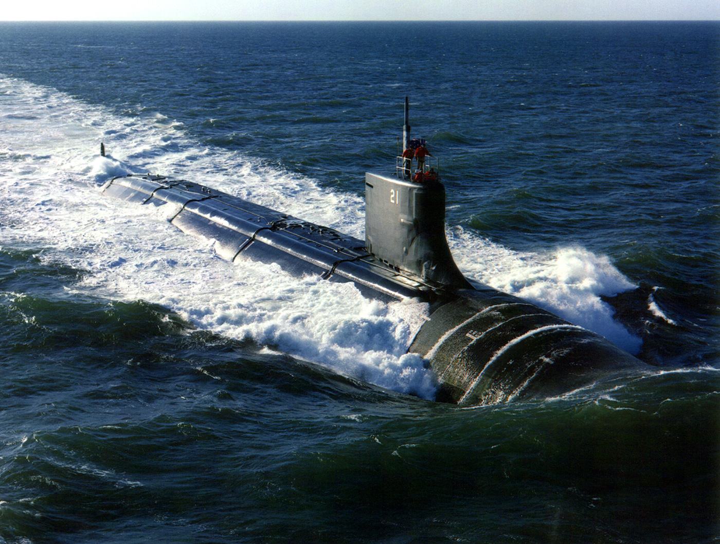 俄罗斯本土拉响警报！美军最强核潜艇多次逼近，俄反潜机全员出动