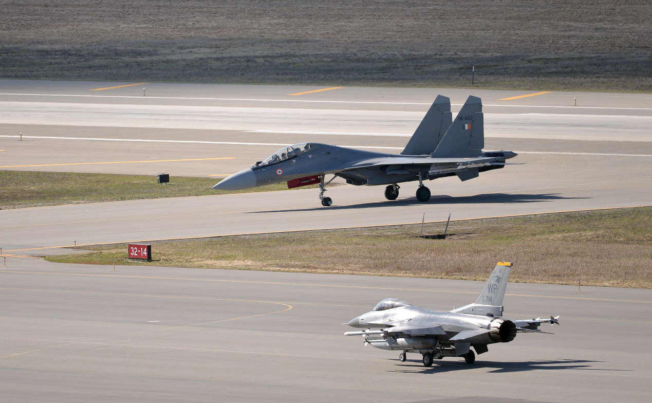 这很美国:巴空军F-16有美军24小时盯防,还得给他们开工资