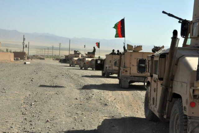 阿富汗政府军车队