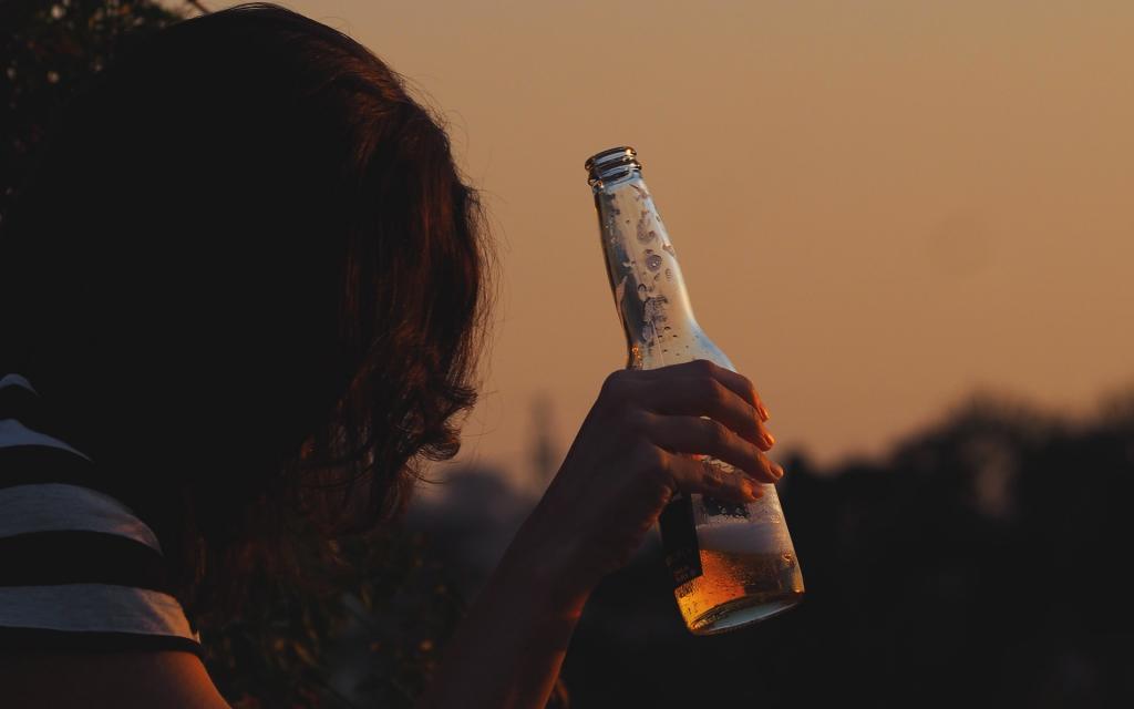 饮酒时应注意几点?