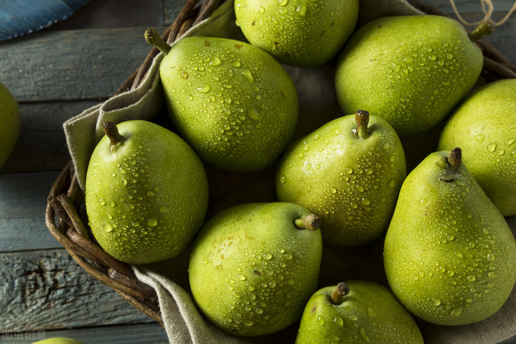 秋季养生第一水果：梨，怎么吃最好？这两样“梨宝”你可能浪费了