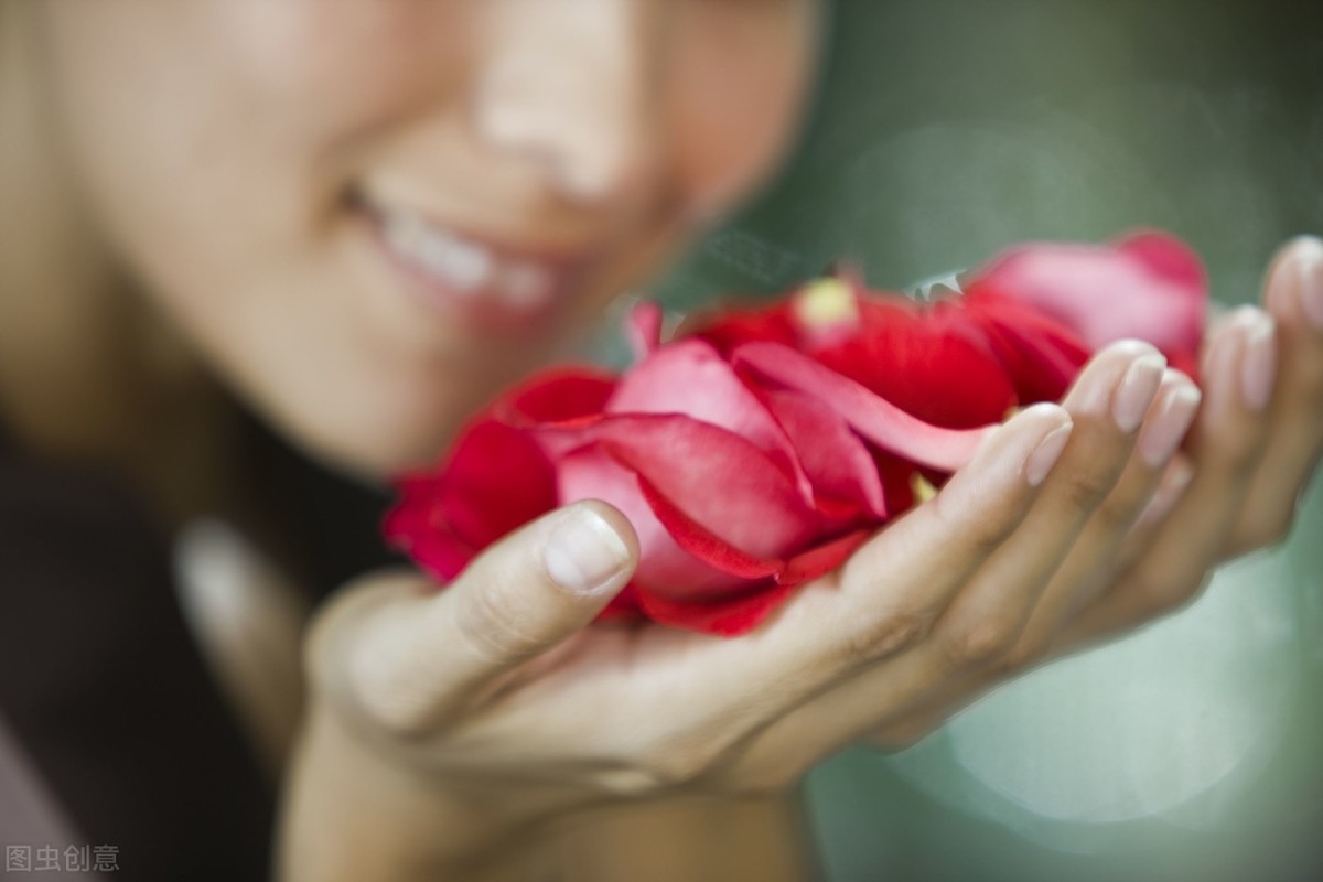 更年期综合症,西医:抗焦虑、安定,中医:养心肝血,调节肾气