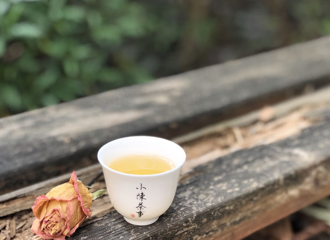 春困秋乏,喝点白茶、岩茶、红茶吧,记住这四个技巧,解乏不失眠