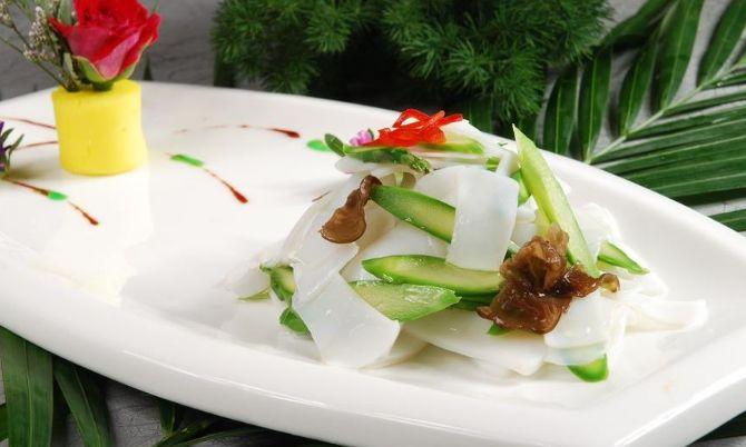 市场售价一块一斤的蔬菜,夏日吃上一些,可以缓解食欲不振