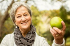 中老年人“素食”，对预防和缓解三高