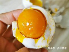 腌咸蛋的传统做法，不用裹泥，不用泡