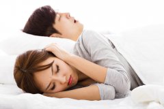 睡觉打呼噜，是睡得香的表现？