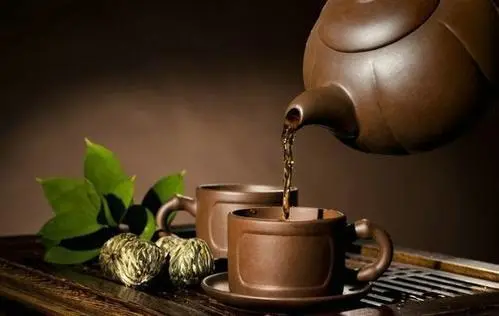 曾红极一时的玫瑰花茶,究竟有没有美白的功效《养生谣言》