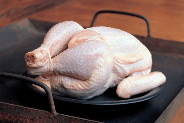 高尿酸血症、痛风患者可以放心吃鸡肉吗？若是两种做法还是别吃了