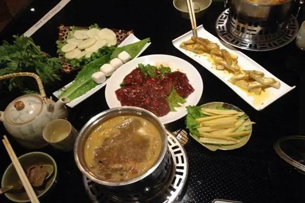 美糖尿病协会公布最佳晚饭时间点,适合国人吗?听听医生怎么说