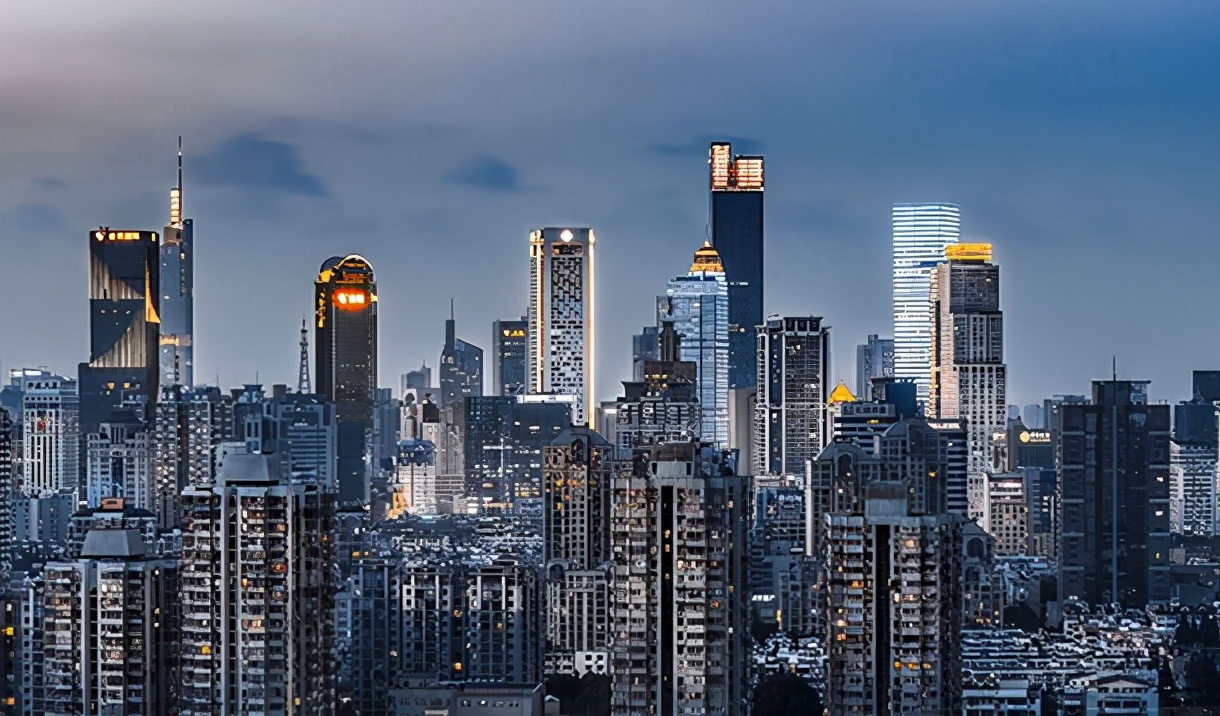 楼市最新三信号,房价会下跌吗?刚需别着急