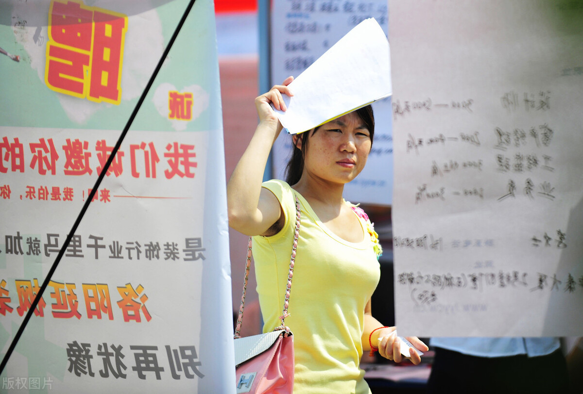 妈妈教育孩子:不好好学习,将来就只能回家种地,当农民