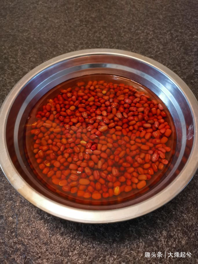 红豆的这种吃法，可做主食，亦可当零食吃