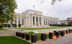 美联储面临加码货币宽松压力