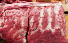 买排骨，肉多的好还是肉少的好？