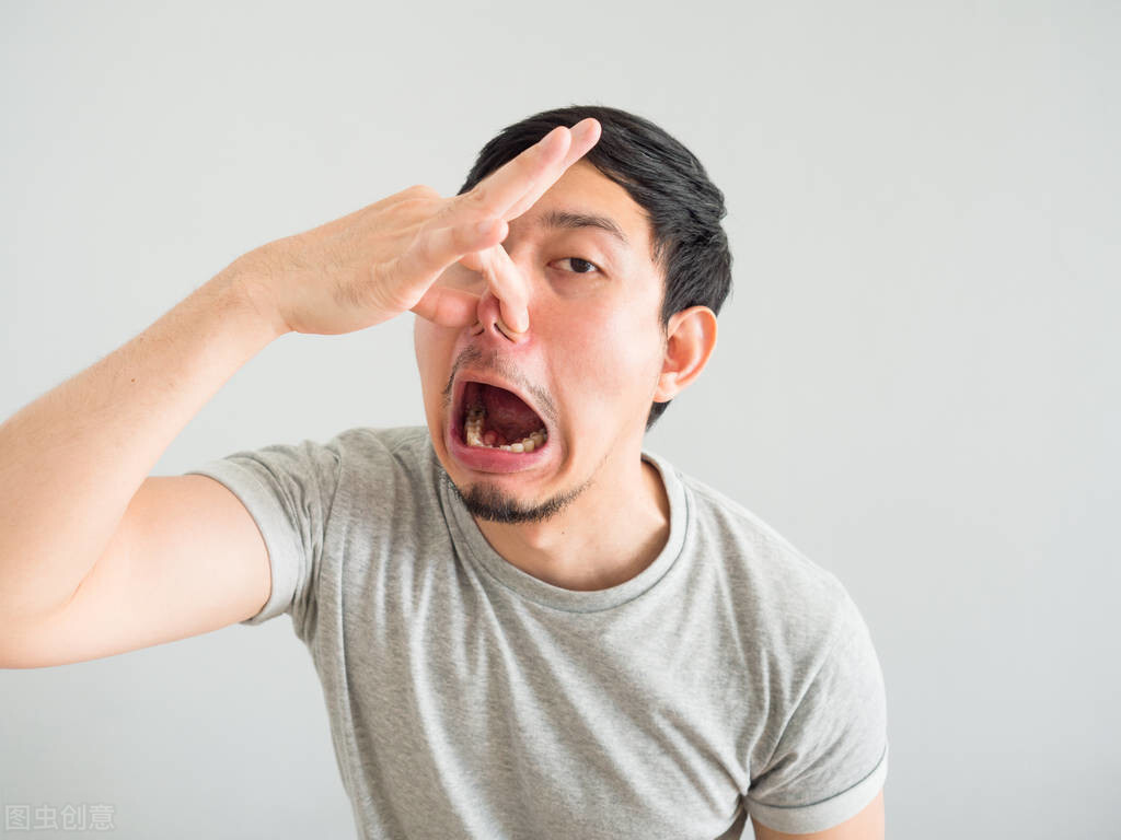 口臭并非总因不讲卫生,还可能是4种疾病所致!尽早检查别拖延